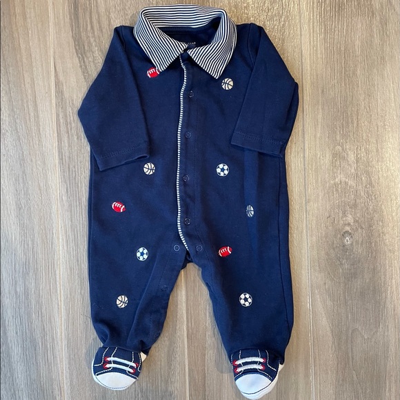 Little Me Sports Embroidery Footie & Hat New - Picture 8 of 9